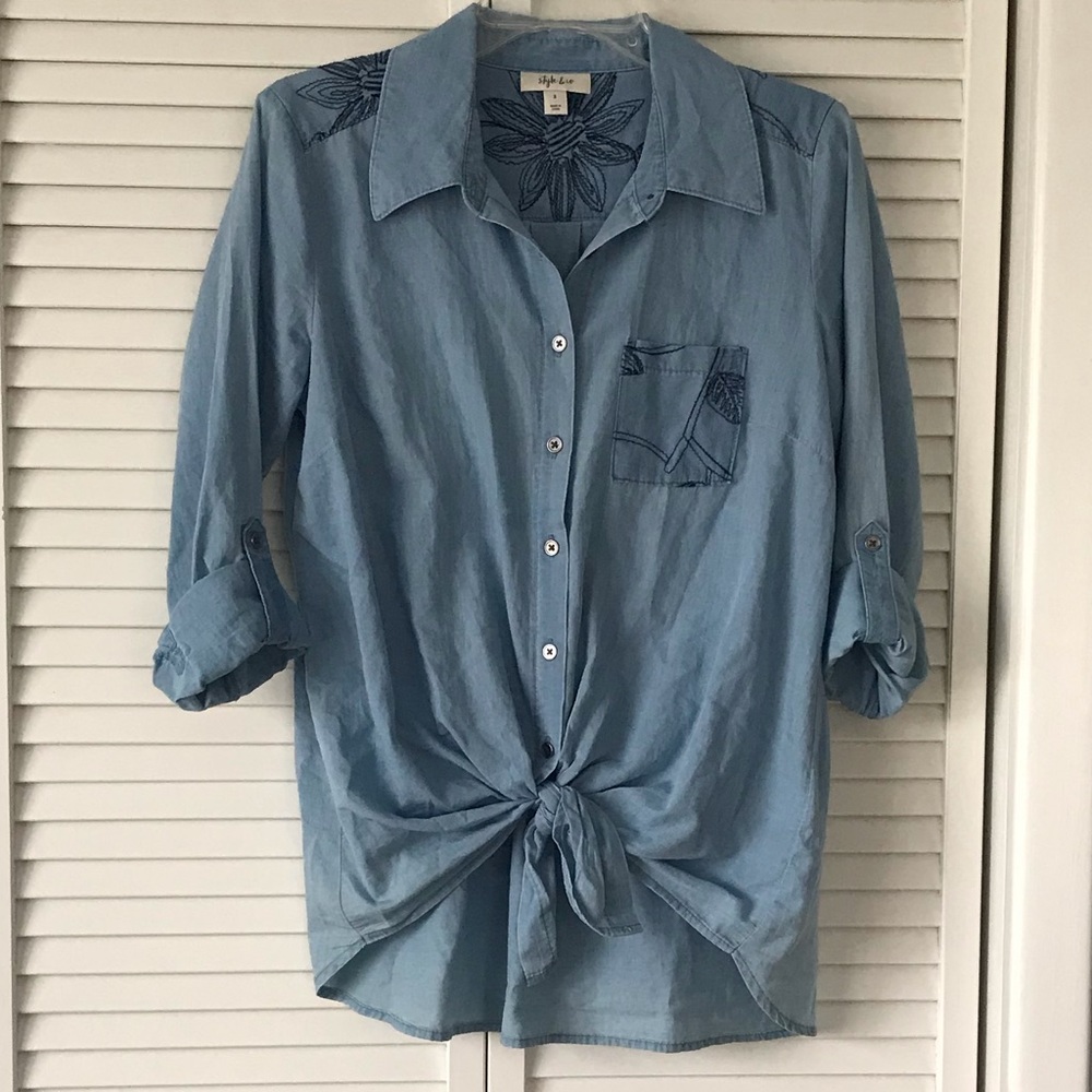 STYLE&COMPANY CHAMBRAY SHIRT